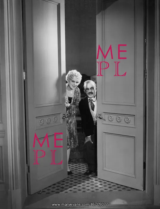 : Elderly couple peek through doors : Elderly couple peek through doors