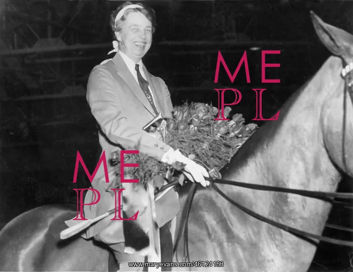 : Eleanor Roosevelt, First Lady, on horseback : Eleanor Roosevelt, First Lady, on horseback