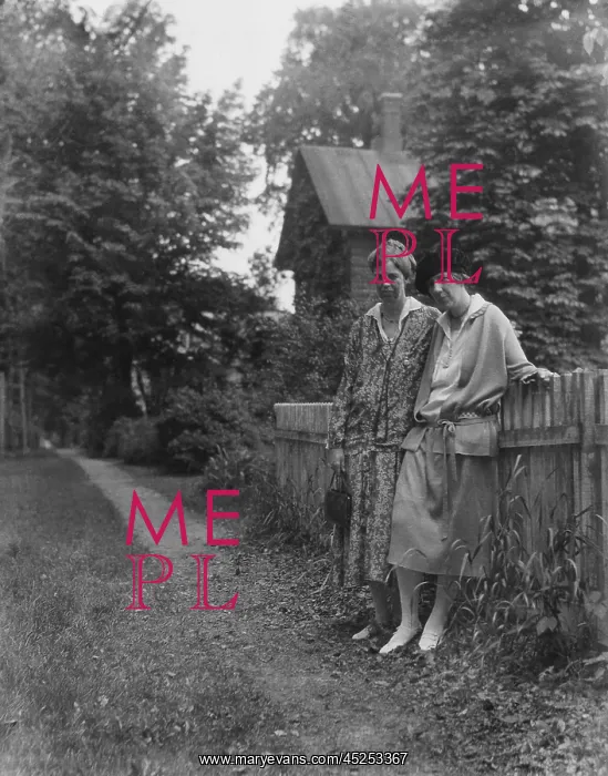 : Eleanor Roosevelt and Marian Dickerman in Marion : Eleanor Roosevelt and Marian Dickerman in Marion