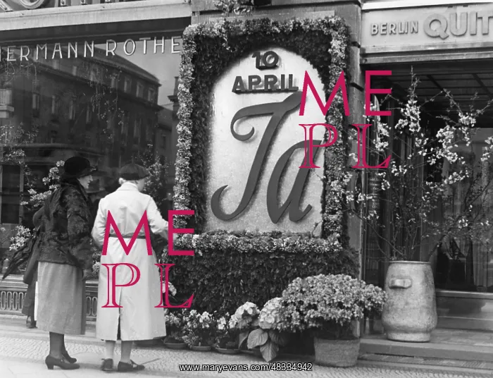 : Election advertising in Berlin, 1938 : Election advertising in Berlin, 1938