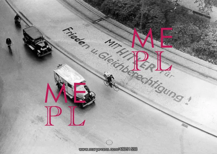 : Election campaign advertising on a sidewalk, 1933 : Election campaign advertising on a sidewalk, 1933