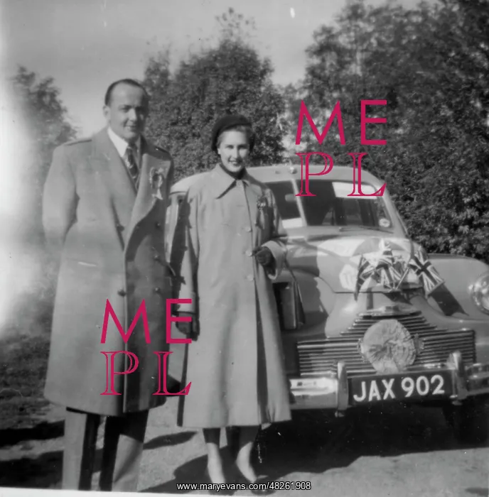 : Election car, Carly and Peter Thorneycroft, Monmouthshire : Election car, Carly and Peter Thorneycroft, Monmouthshire