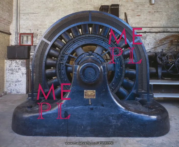 : Electric generator in the Folsom Powerhouse ? : Electric generator in the Folsom Powerhouse ?