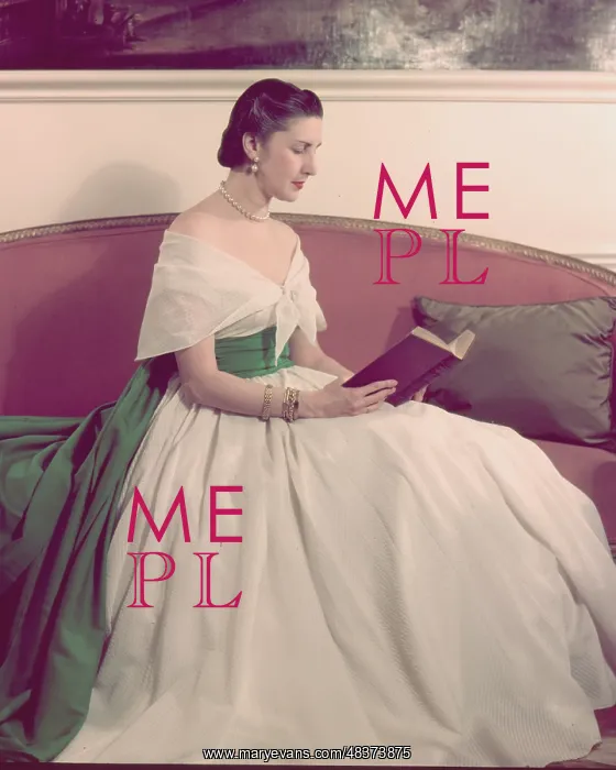  : Elegant 50s evening dress
