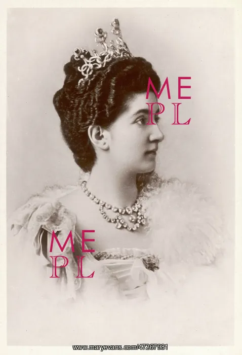 : ELENA, QUEEN OF ITALY : ELENA, QUEEN OF ITALY