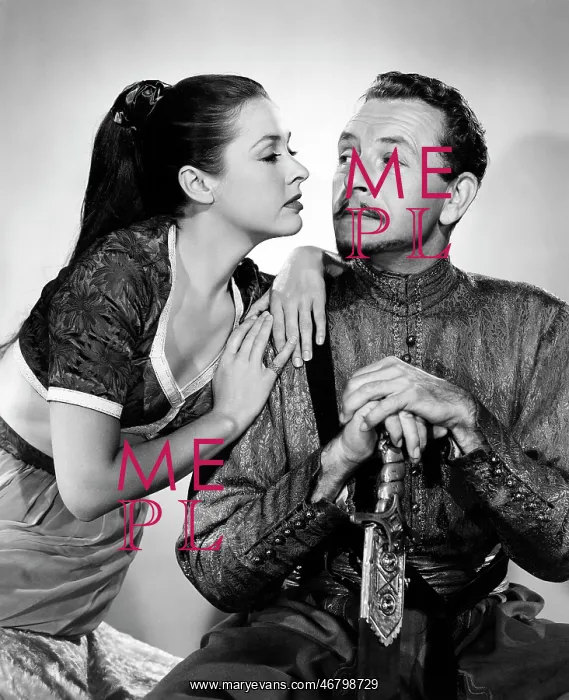 : Elena Verdugo - Paul Henreid : Elena Verdugo - Paul Henreid