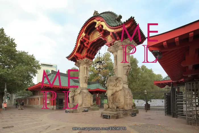 : Elephant Gate, Berlin Zoo, Tiergarten, Berlin, Germany : Elephant Gate, Berlin Zoo, Tiergarten, Berlin, Germany