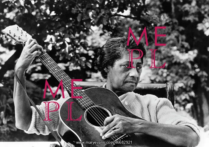 : Elizabeth Cotten - music : Elizabeth Cotten - music