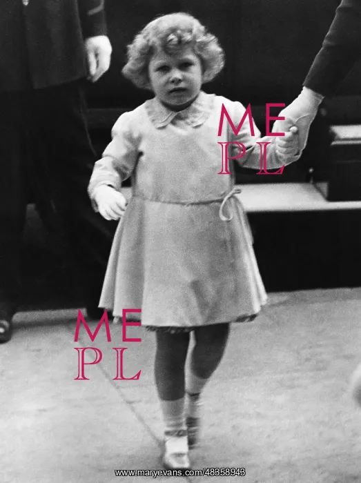 : Elizabeth II as a toddler, 1930 : Elizabeth II as a toddler, 1930