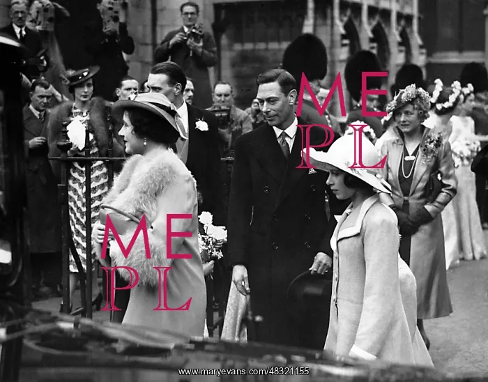 : Elizabeth II on her way to a wedding, 1938 : Elizabeth II on her way to a wedding, 1938