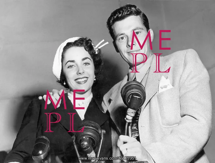 : Elizabeth Taylor and first husband Nicky Hilton : Elizabeth Taylor and first husband Nicky Hilton