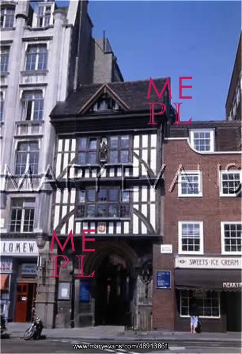 : ELIZABETHAN GATEHOUSE : ELIZABETHAN GATEHOUSE