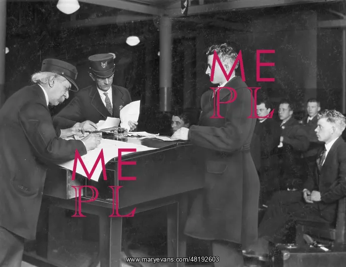 : Ellis Island, 1927 : Ellis Island, 1927