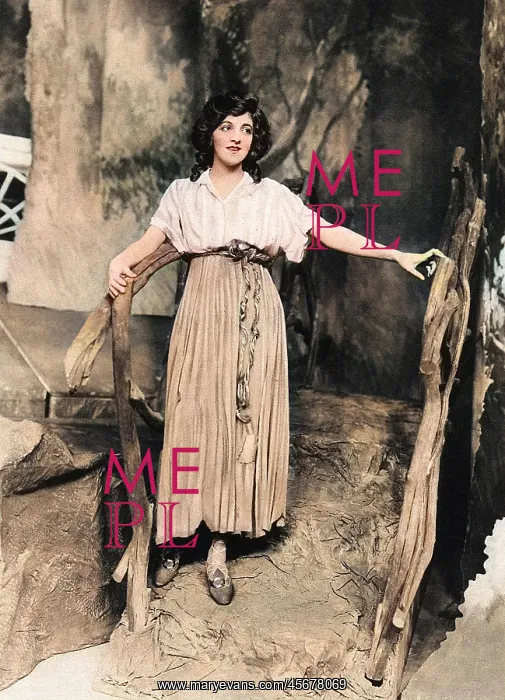 : Elsie Janis in The Passing Show : Elsie Janis in The Passing Show