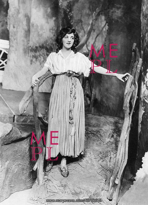 : Elsie Janis in The Passing Show : Elsie Janis in The Passing Show