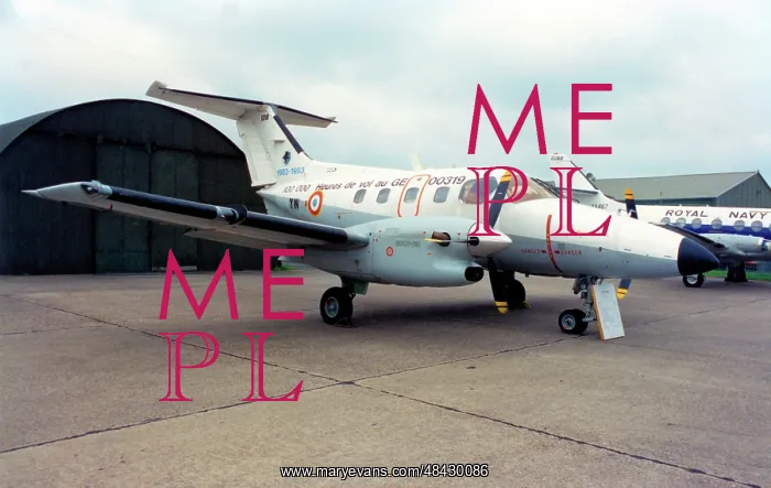 : Embraer EMB-121AA Xingu 108 / YW : Embraer EMB-121AA Xingu 108 / YW