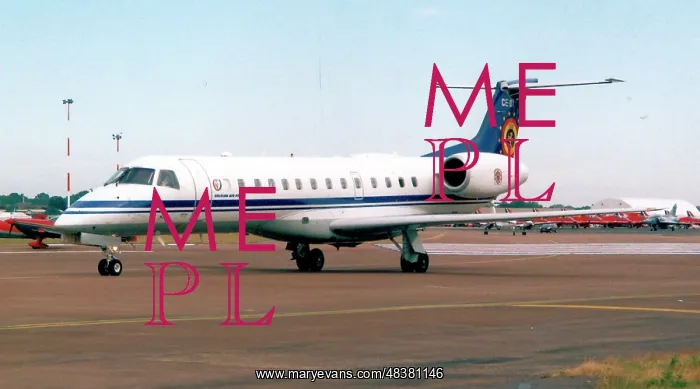 : Embraer ERJ-135 CE-01 : Embraer ERJ-135 CE-01