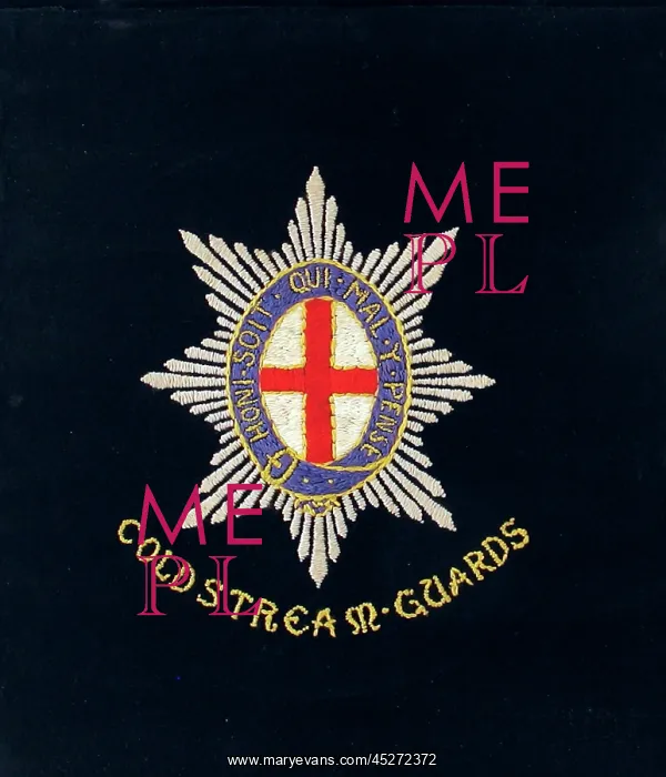 : Embroidered badge of the Coldstream Guards : Embroidered badge of the Coldstream Guards
