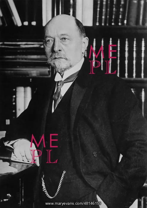 : Emil von Behring in his study, 1914 : Emil von Behring in his study, 1914