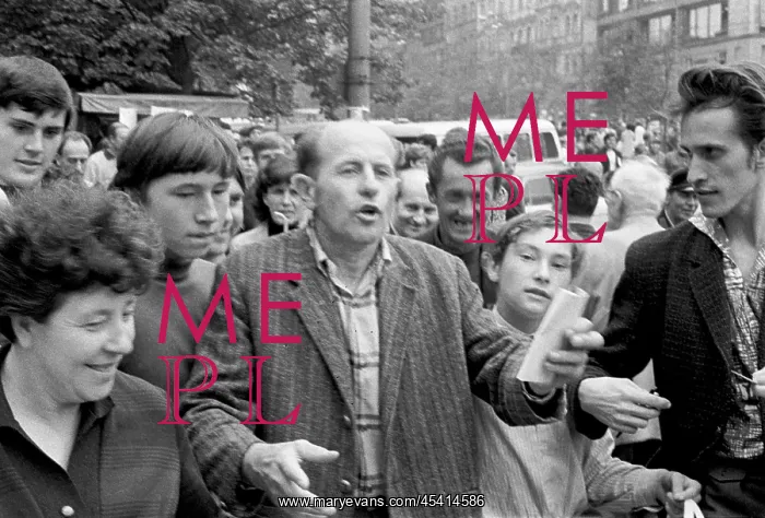 : Emil Zatopek - protest - debate - disussion - Prague : Emil Zatopek - protest - debate - disussion - Prague