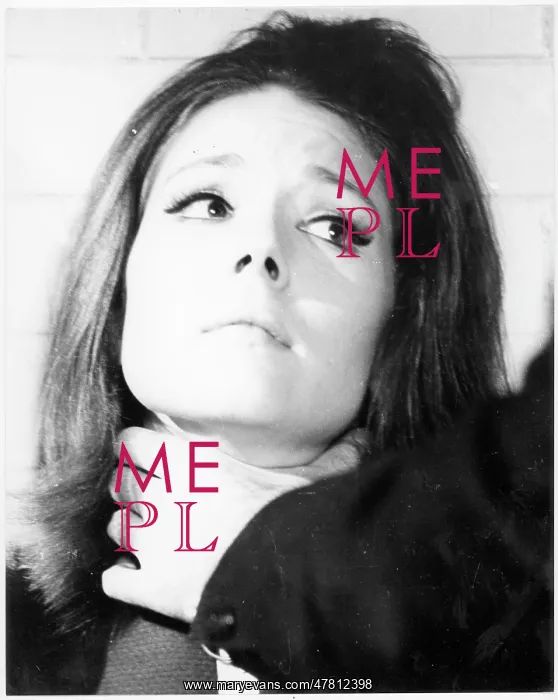 : Emma Peel in a pickle : Emma Peel in a pickle