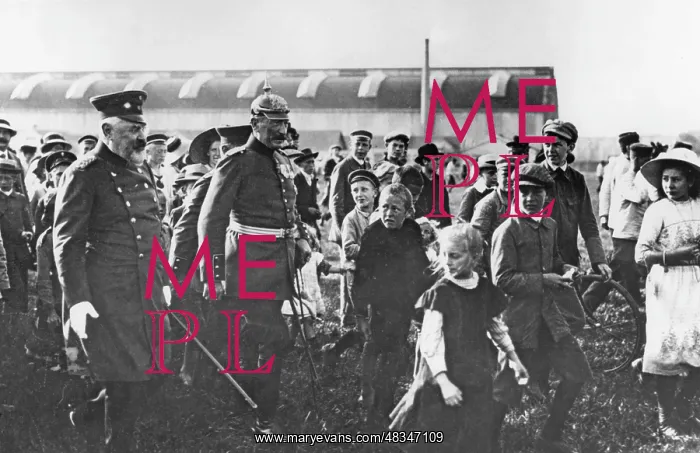: Emperor Wilhelm II in Friedrichshafen, 1912 : Emperor Wilhelm II in Friedrichshafen, 1912