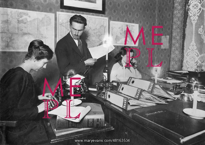 : Employees in a Berliner office : Employees in a Berliner office