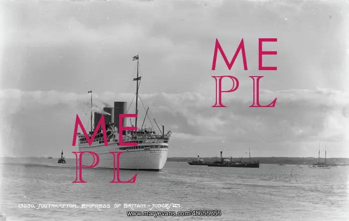 : Empress of Britain in Southampton : Empress of Britain in Southampton