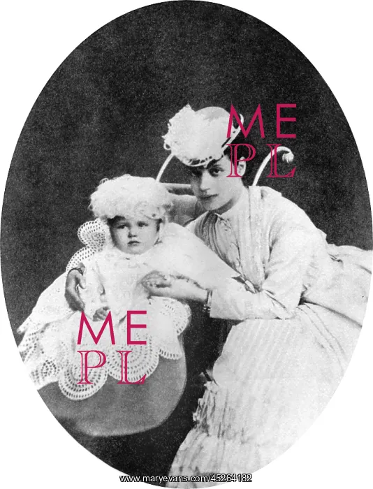 : Empress Maria Feodorovna and her first son, Nikolai : Empress Maria Feodorovna and her first son, Nikolai