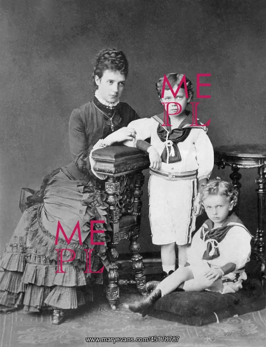 : Empress Maria Feodorovna with two of her sons : Empress Maria Feodorovna with two of her sons