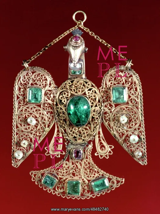 : An enamelled and gem set gold, eagle pendant : An enamelled and gem set gold, eagle pendant