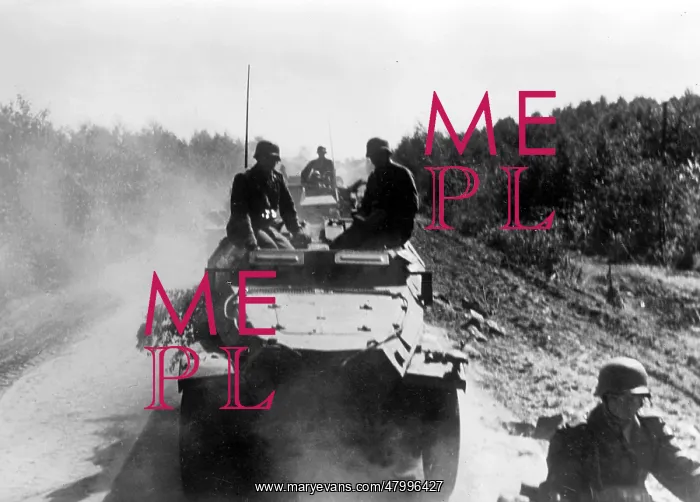 : During the encirclement at Kiev a motorized column : During the encirclement at Kiev a motorized column