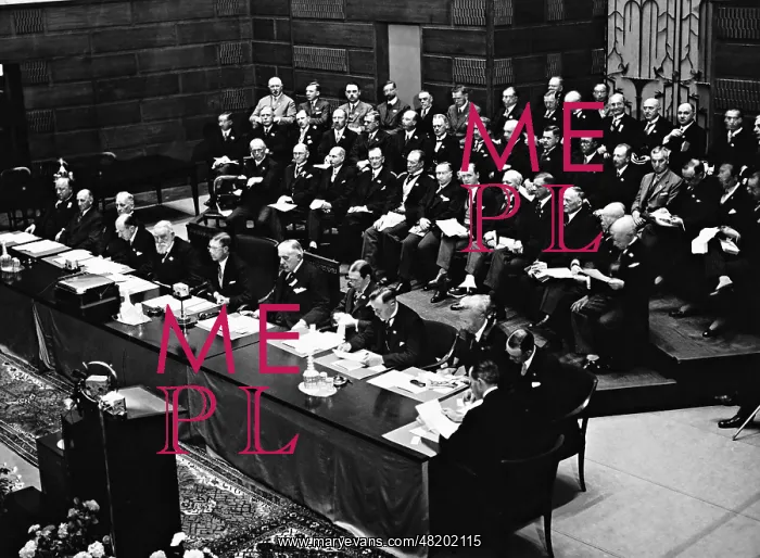 : Energy Conference in Stockholm, 1933 : Energy Conference in Stockholm, 1933
