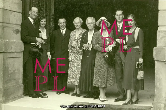 : Engagement of Princess Theodora of Greece : Engagement of Princess Theodora of Greece