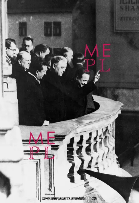 : Engelbert Dollfuss on the balcony of the Chancellery, 1934 : Engelbert Dollfuss on the balcony of the Chancellery, 1934