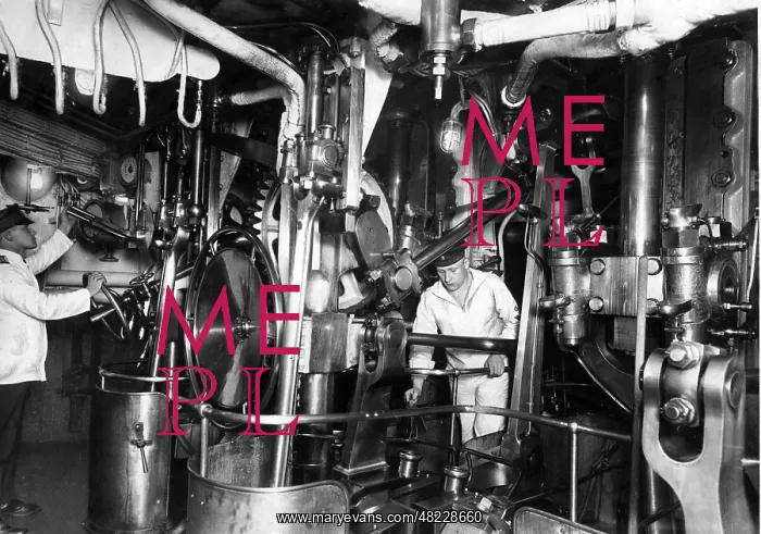 : Engine room of a German warship : Engine room of a German warship