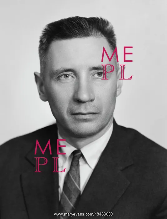 : Engineer V.N. Gusakov : Engineer V.N. Gusakov