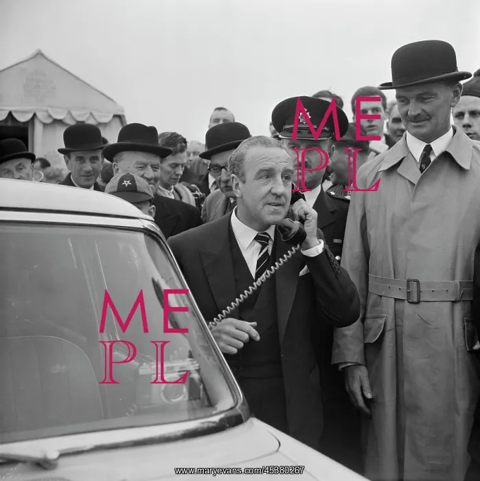 : England. The Minister of Transport, Ernest Marples : England. The Minister of Transport, Ernest Marples