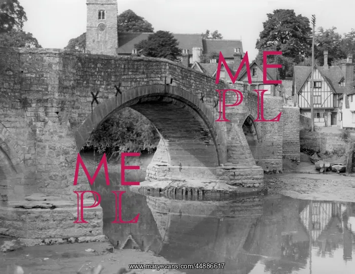 : ENGLAND / AYLESFORD : ENGLAND / AYLESFORD