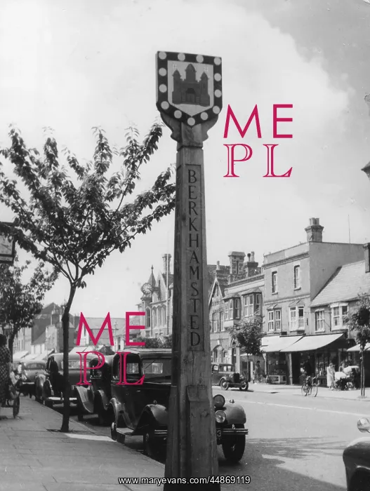: ENGLAND / BERKHAMPSTEAD : ENGLAND / BERKHAMPSTEAD