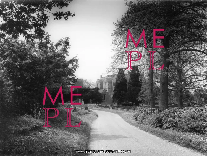 : ENGLAND / CHASTLETON : ENGLAND / CHASTLETON