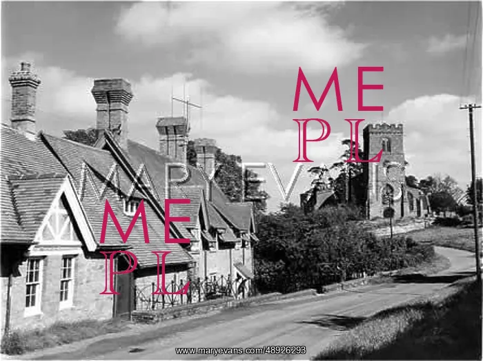 : ENGLAND / GREAT BRINGTON : ENGLAND / GREAT BRINGTON