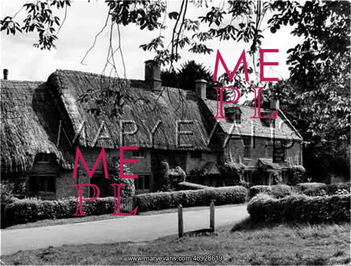 : ENGLAND / GREAT TEW : ENGLAND / GREAT TEW