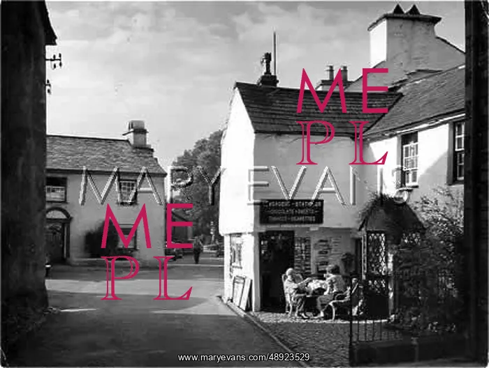 : ENGLAND / HAWKSHEAD : ENGLAND / HAWKSHEAD