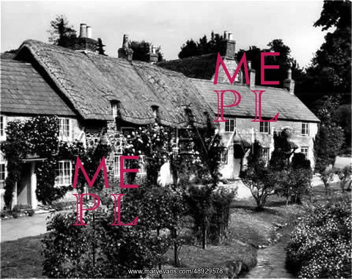 : ENGLAND / IOW / CALBOURNE : ENGLAND / IOW / CALBOURNE