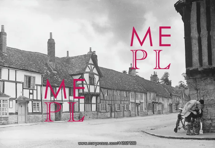 : ENGLAND / LACOCK : ENGLAND / LACOCK