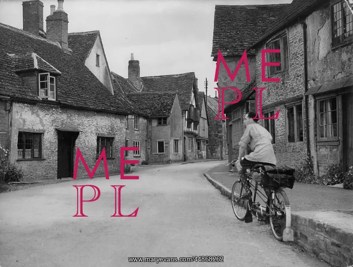  : ENGLAND / LACOCK