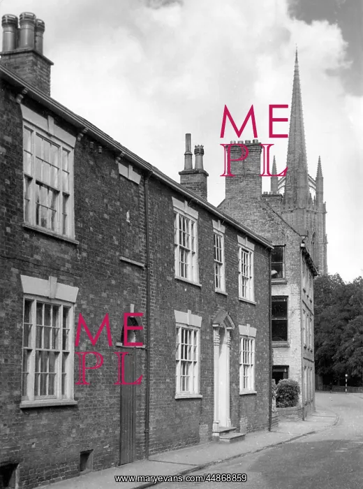 : ENGLAND / LOUTH : ENGLAND / LOUTH