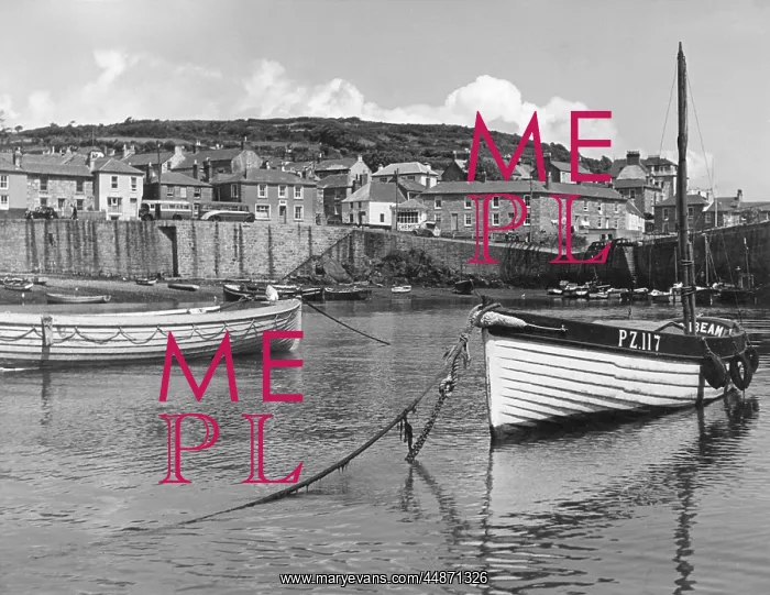  : ENGLAND / MOUSEHOLE