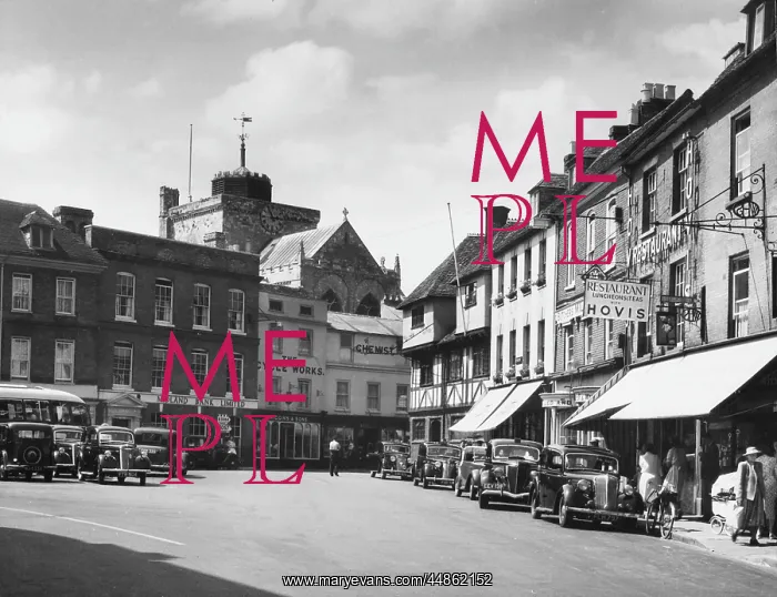 : ENGLAND / ROMSEY : ENGLAND / ROMSEY